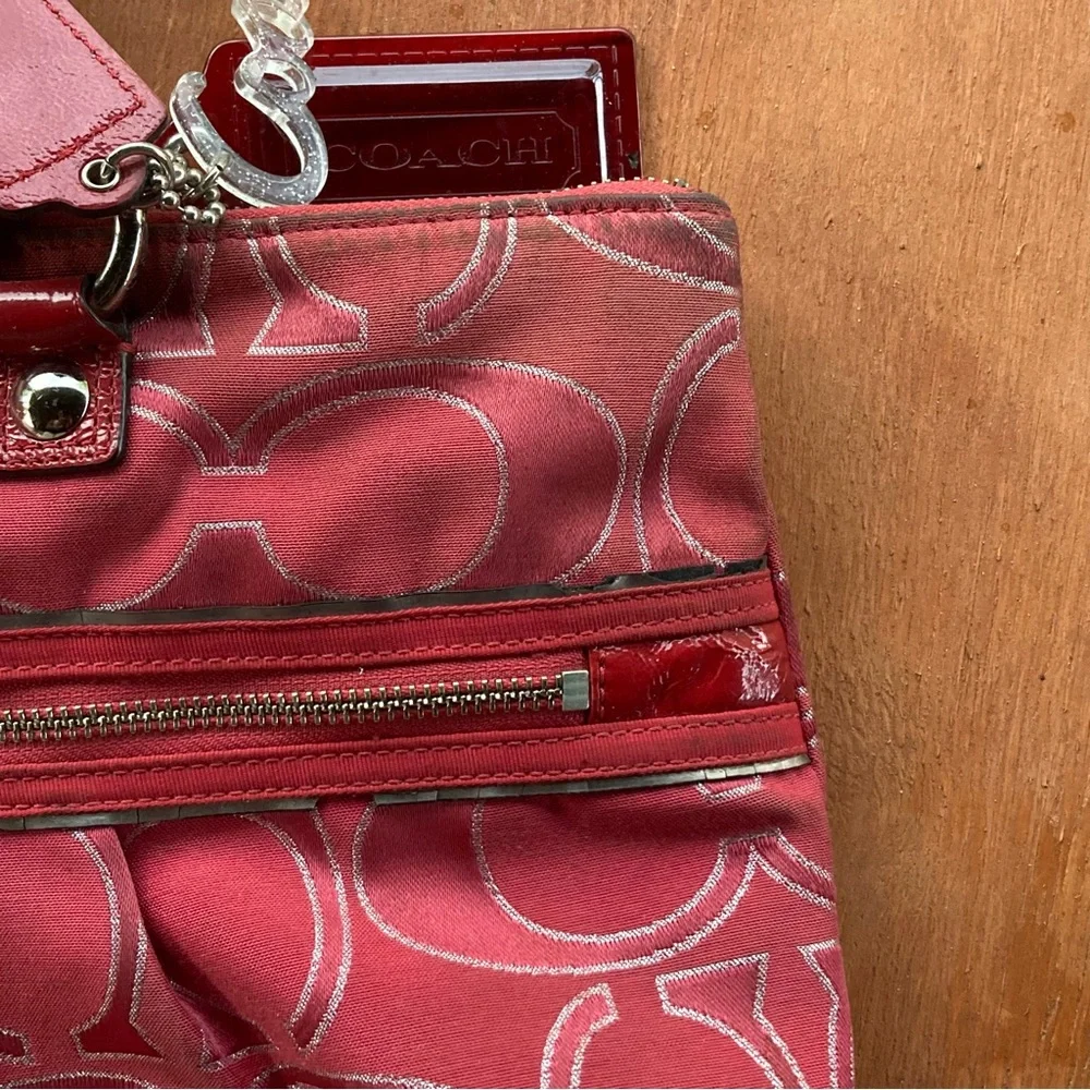 100% Authentic Coach Poppy Signature Glam Tote | Pre-loved | GUC - Picture 7 of 9